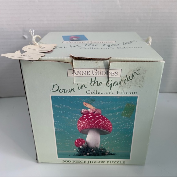 Anne Geddes Down In The Garden Puzzle 500 PC. 18x18 Collector Edition New In Box - Picture 2 of 5